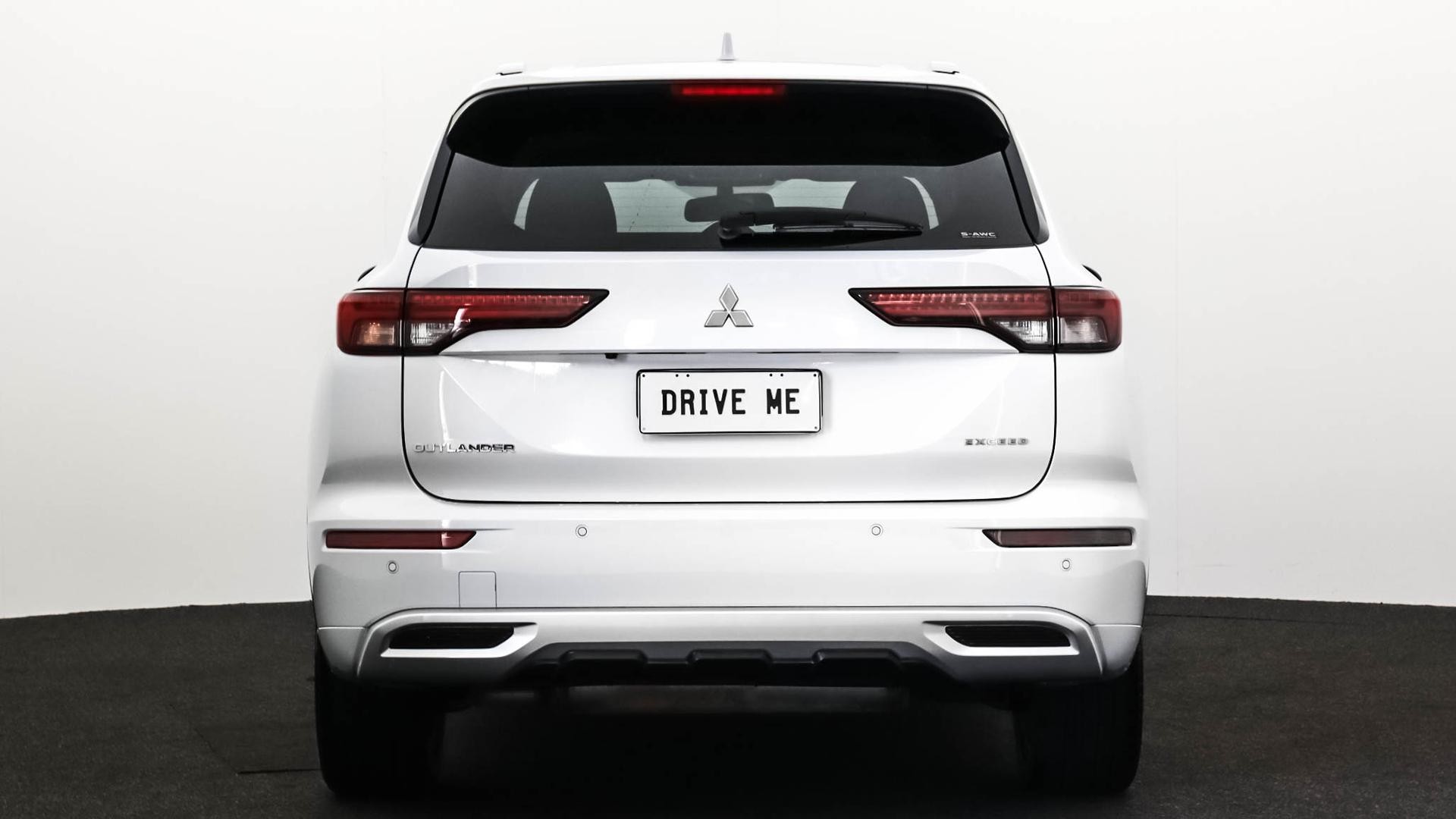 Mitsubishi Outlander image 3