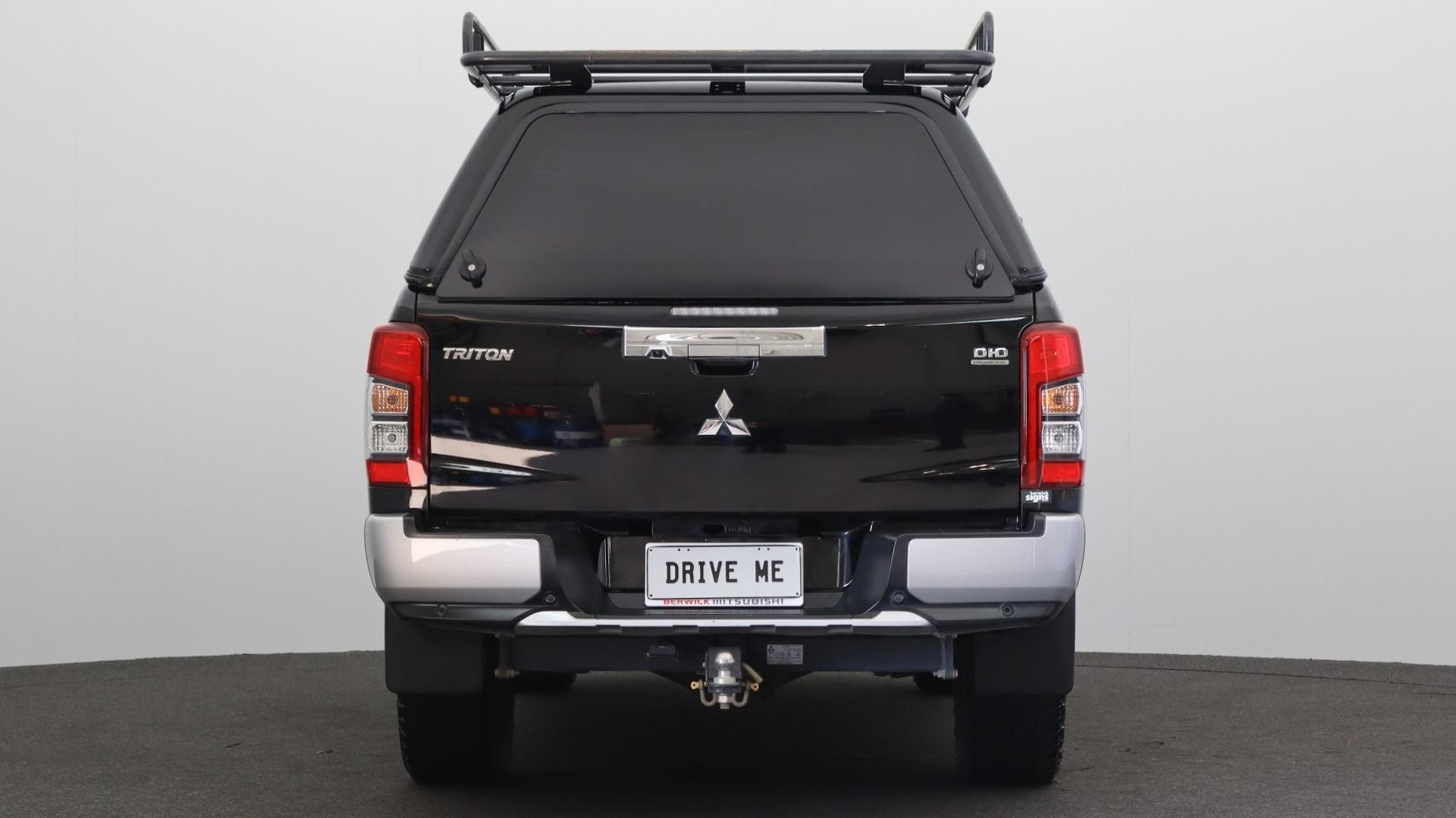 Mitsubishi Triton image 3