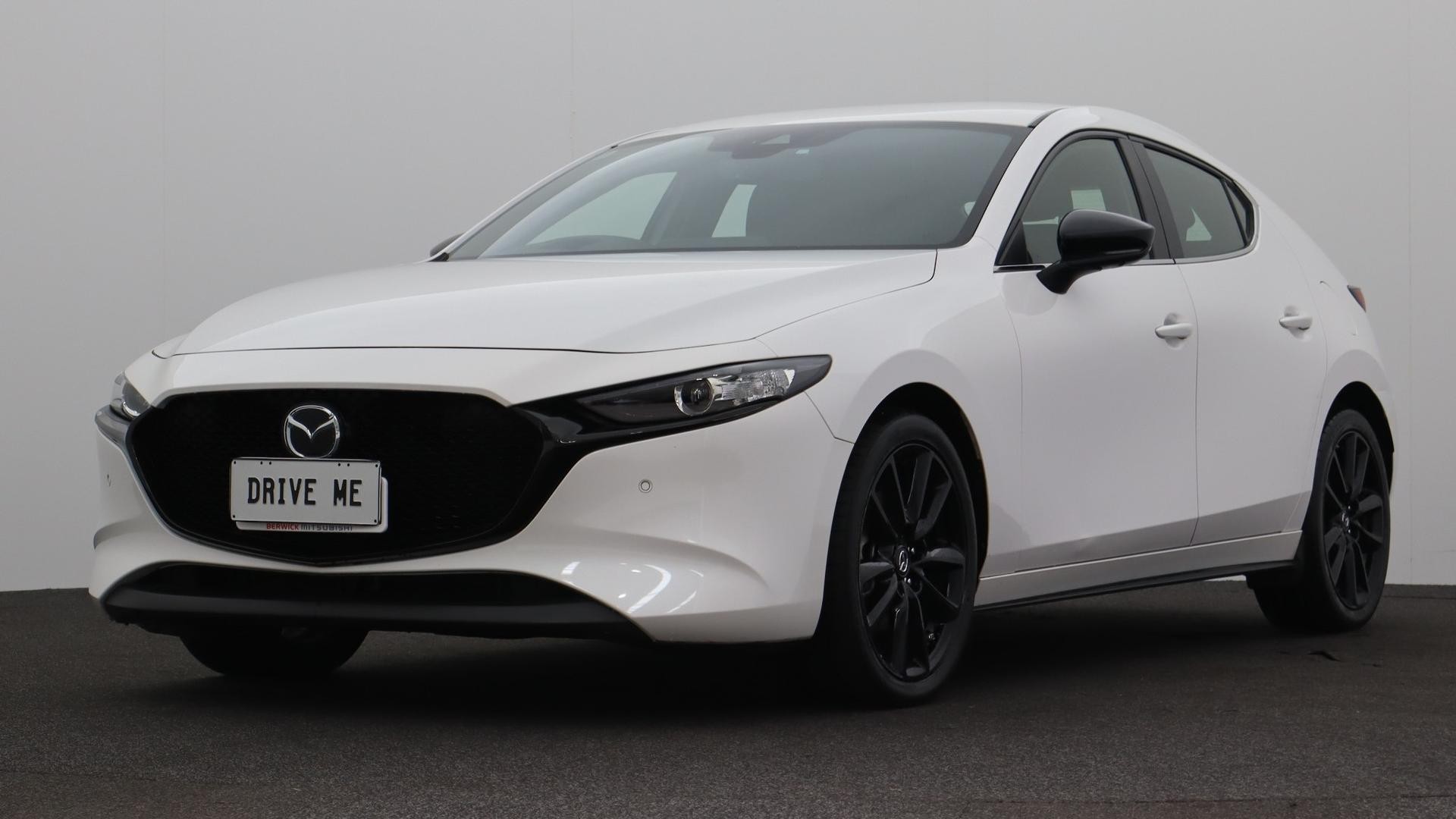 Mazda 3 image 1