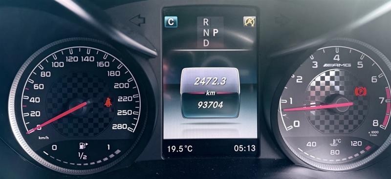 Mercedes Benz Glc-class image 4