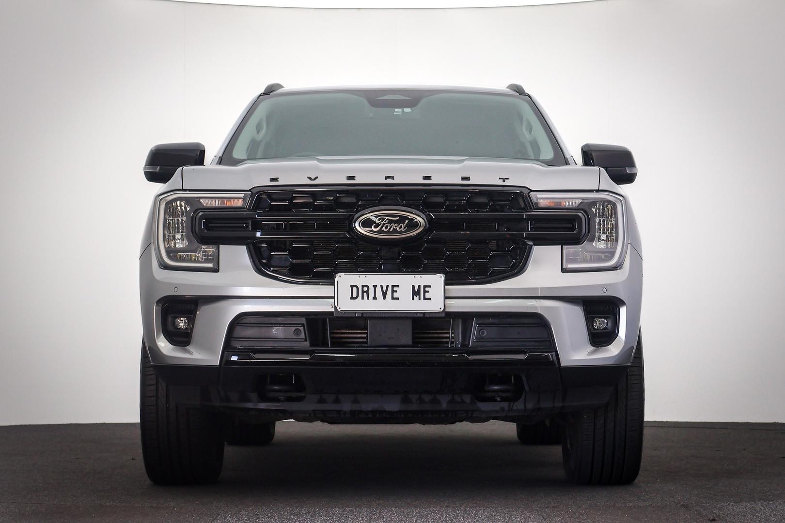 Ford Everest image 2