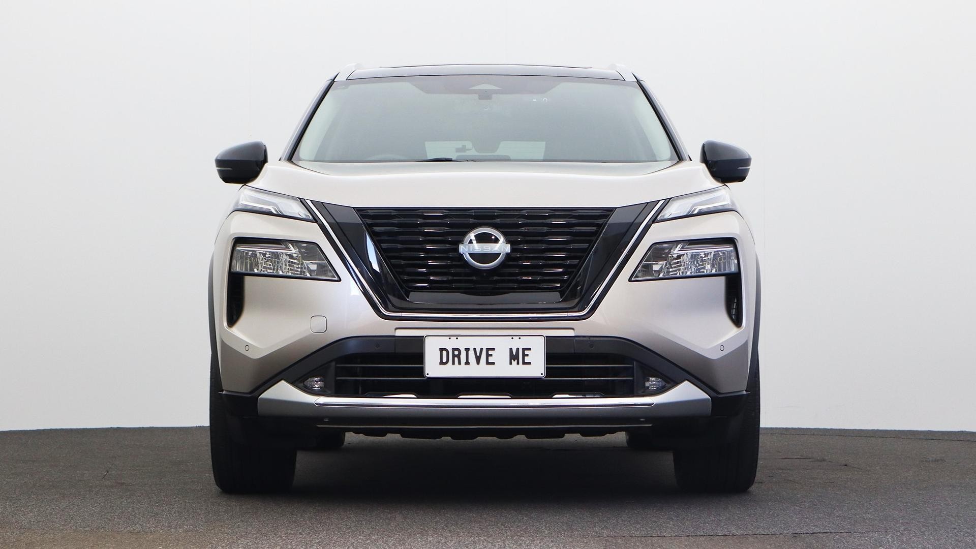 Nissan X-trail image 2