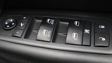 https://dvg-vehicle-assets.s3.amazonaws.com/U18830/7dm5p9ybo2n7xxqigyollyzu2.jpg