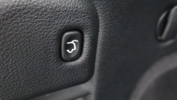 https://dvg-vehicle-assets.s3.amazonaws.com/U18830/edvji4kstwiro5o1xixmjwsx8.jpg