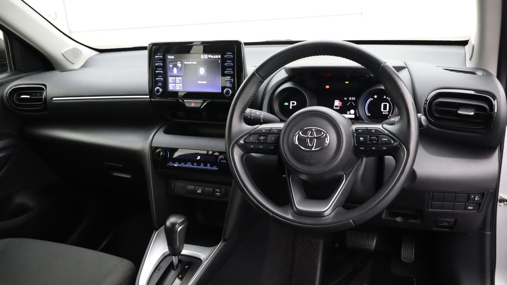 Toyota Yaris Cross image 4