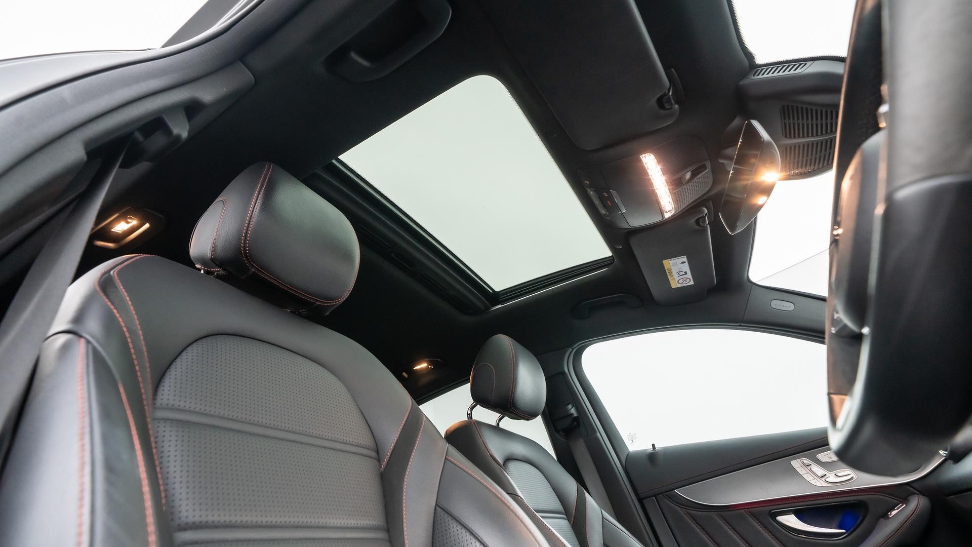 Mercedes Benz Glc-class image 4