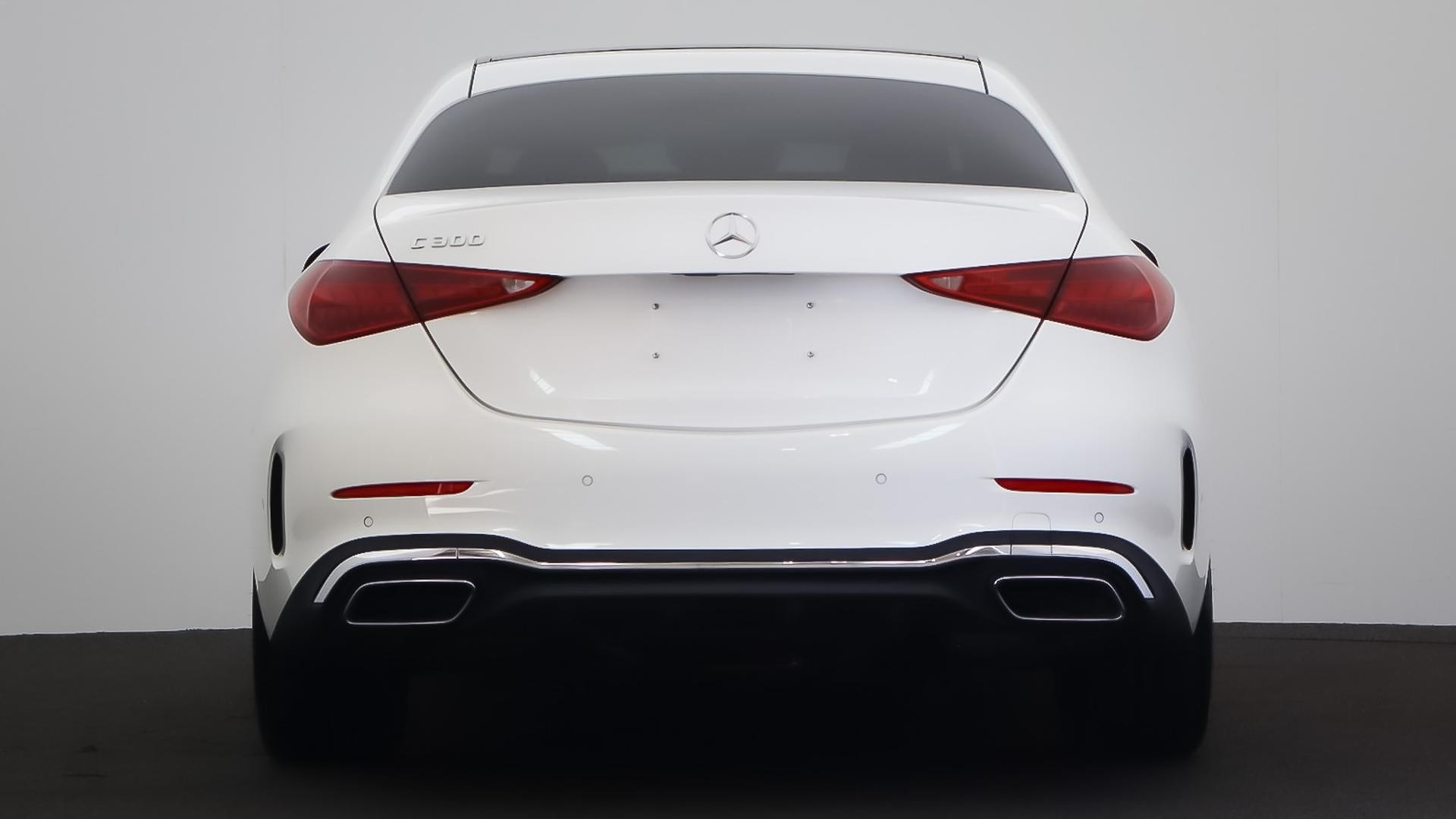 Mercedes Benz C-class image 3