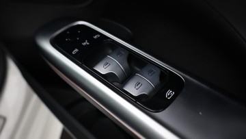 https://dvg-vehicle-assets.s3.amazonaws.com/U18928/9w2yrfa88qglwqeetsk57xbn4.jpg