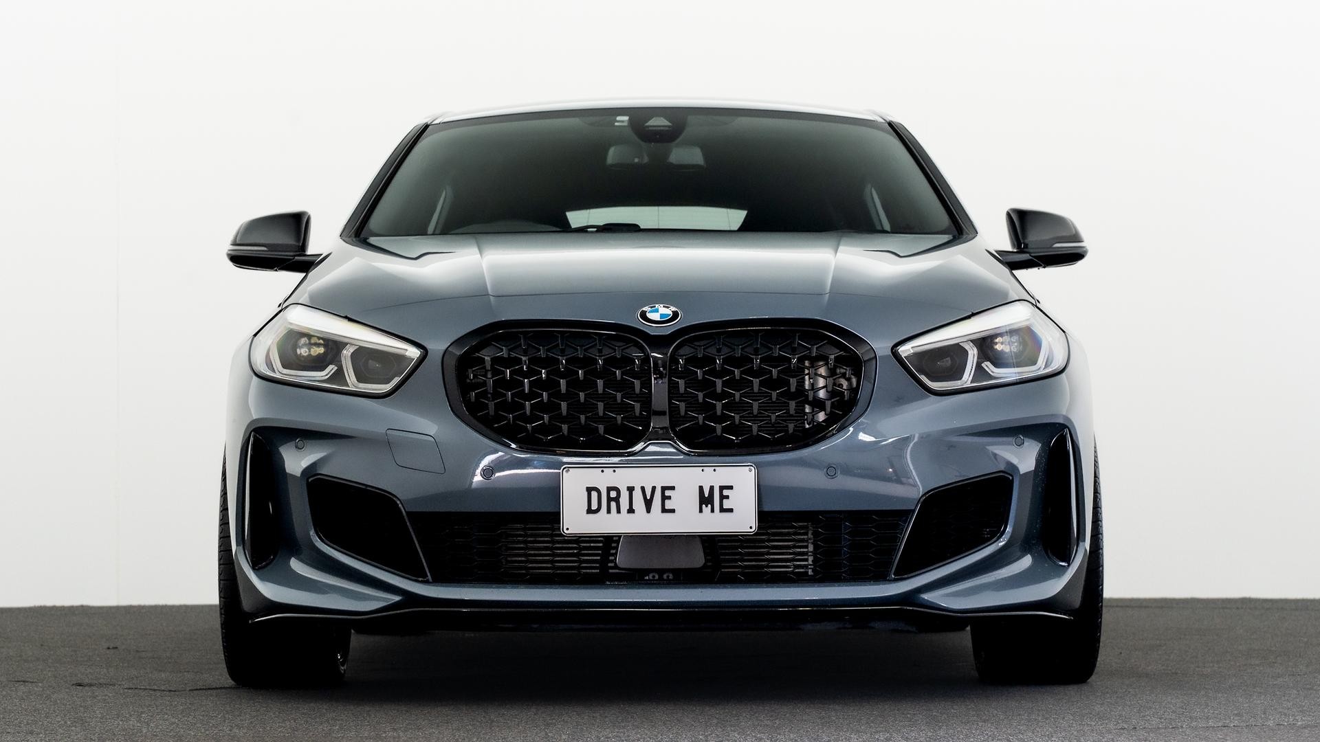 BMW 1 Series image 2