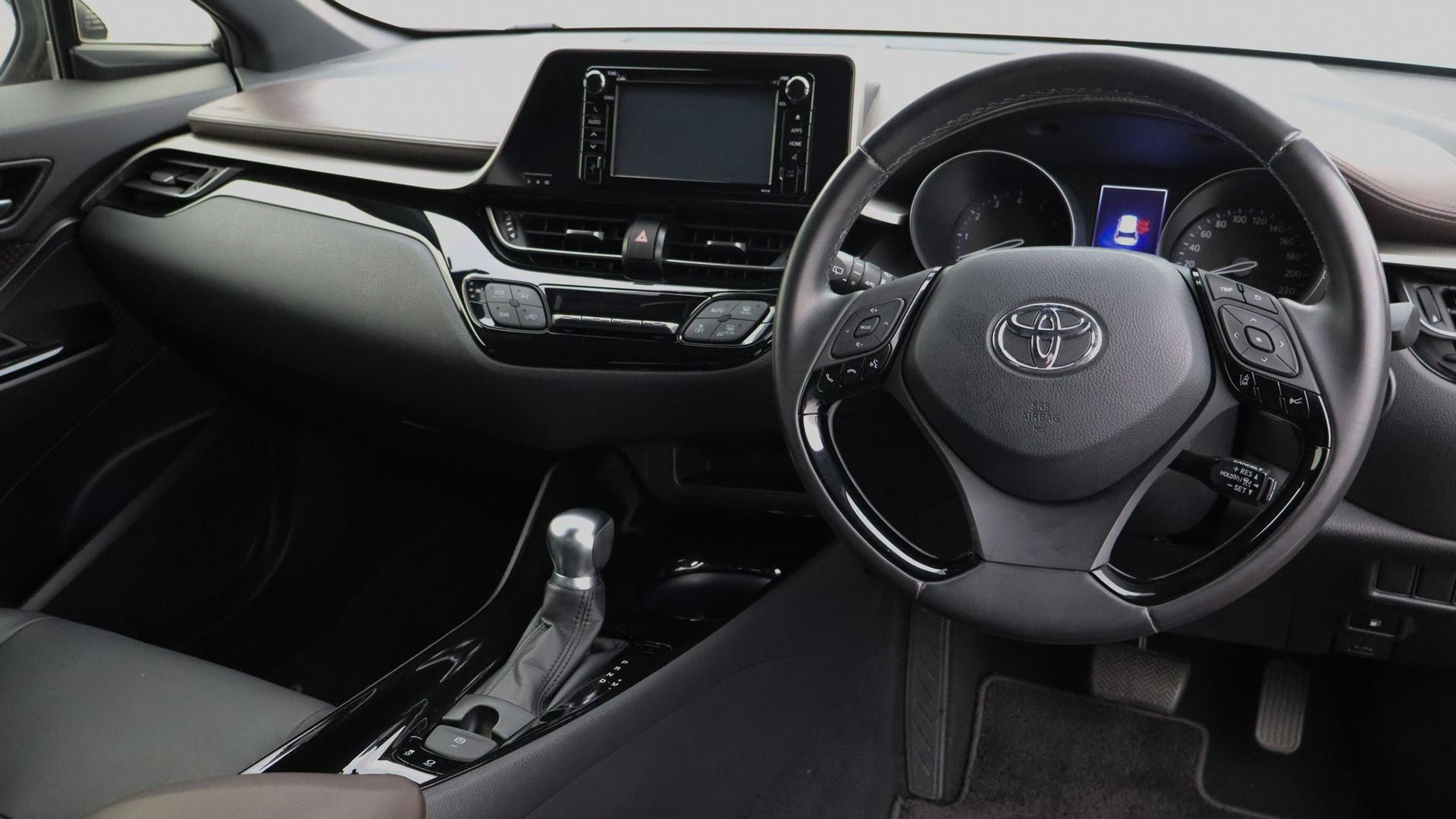Toyota C-hr image 4