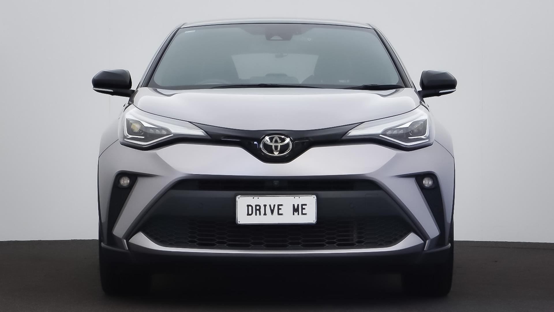 Toyota C-hr image 2