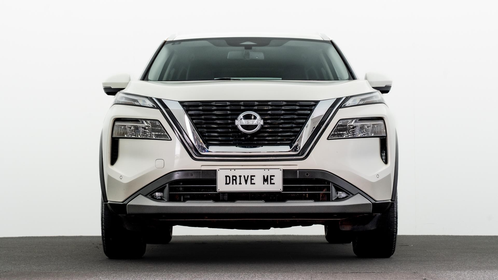 Nissan X-trail image 2