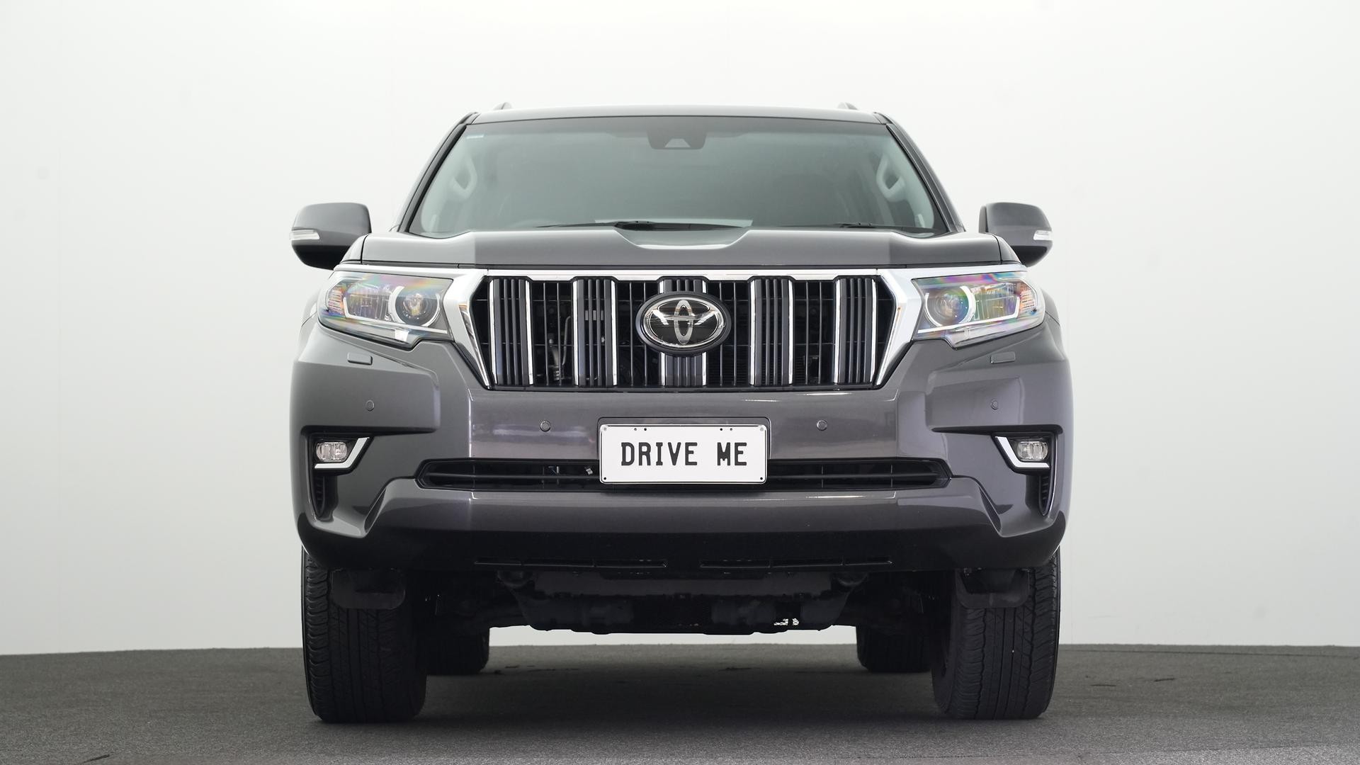 Toyota Landcruiser Prado image 2