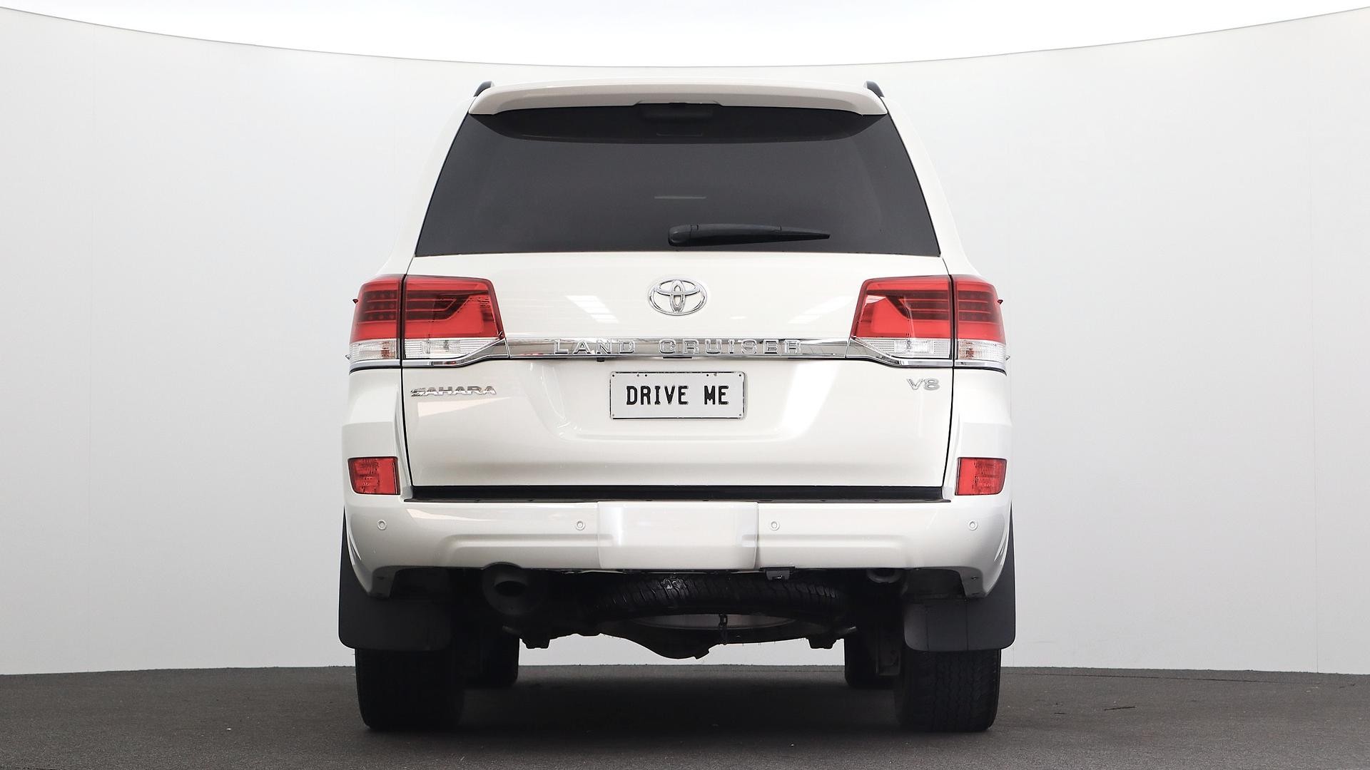 Toyota Landcruiser image 3