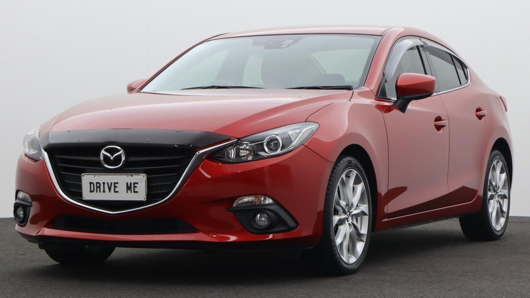 Mazda 3 image 1