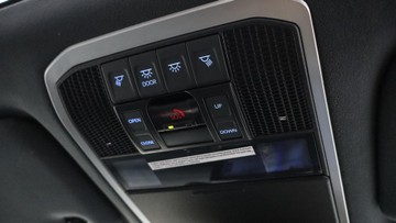 https://dvg-vehicle-assets.s3.amazonaws.com/U19139/aqzz3f2ov86k0g90vlkj9zebd.jpg