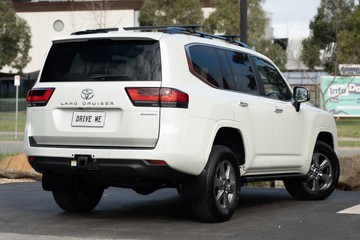 https://dvg-vehicle-assets.s3.amazonaws.com/U19139/c3iiqlz1jmy5wr0v0xk7tpqts.jpg
