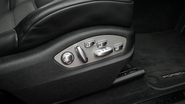 https://dvg-vehicle-assets.s3.amazonaws.com/U19142/b8tabpimhblkltbpne6ru9t86.jpg