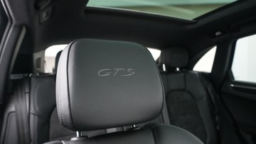 https://dvg-vehicle-assets.s3.amazonaws.com/U19142/dtd8aof4lperrivmuvaupy5dz.jpg