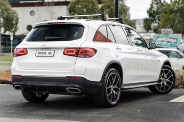 https://dvg-vehicle-assets.s3.amazonaws.com/U19179/bv9xk3yvihg9d85xag7vbif33.jpg