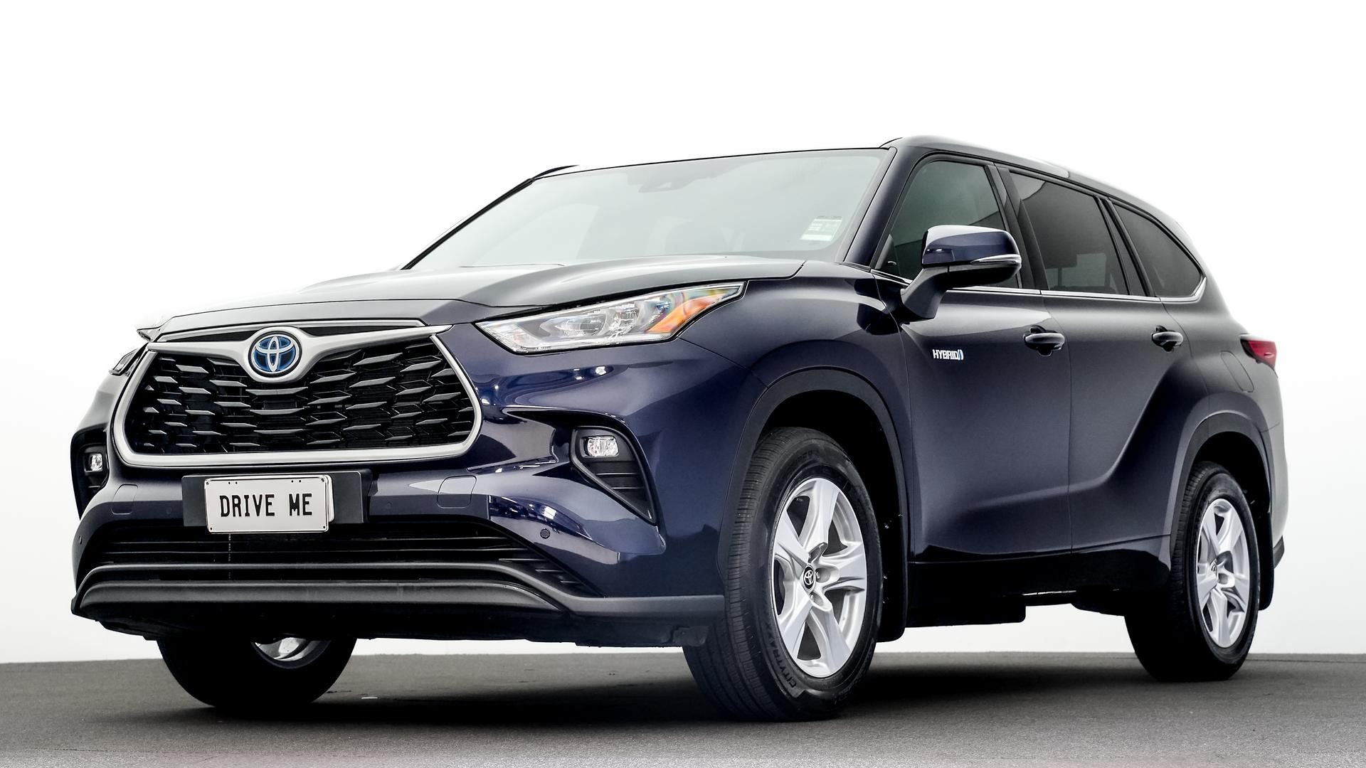 Toyota Kluger image 1