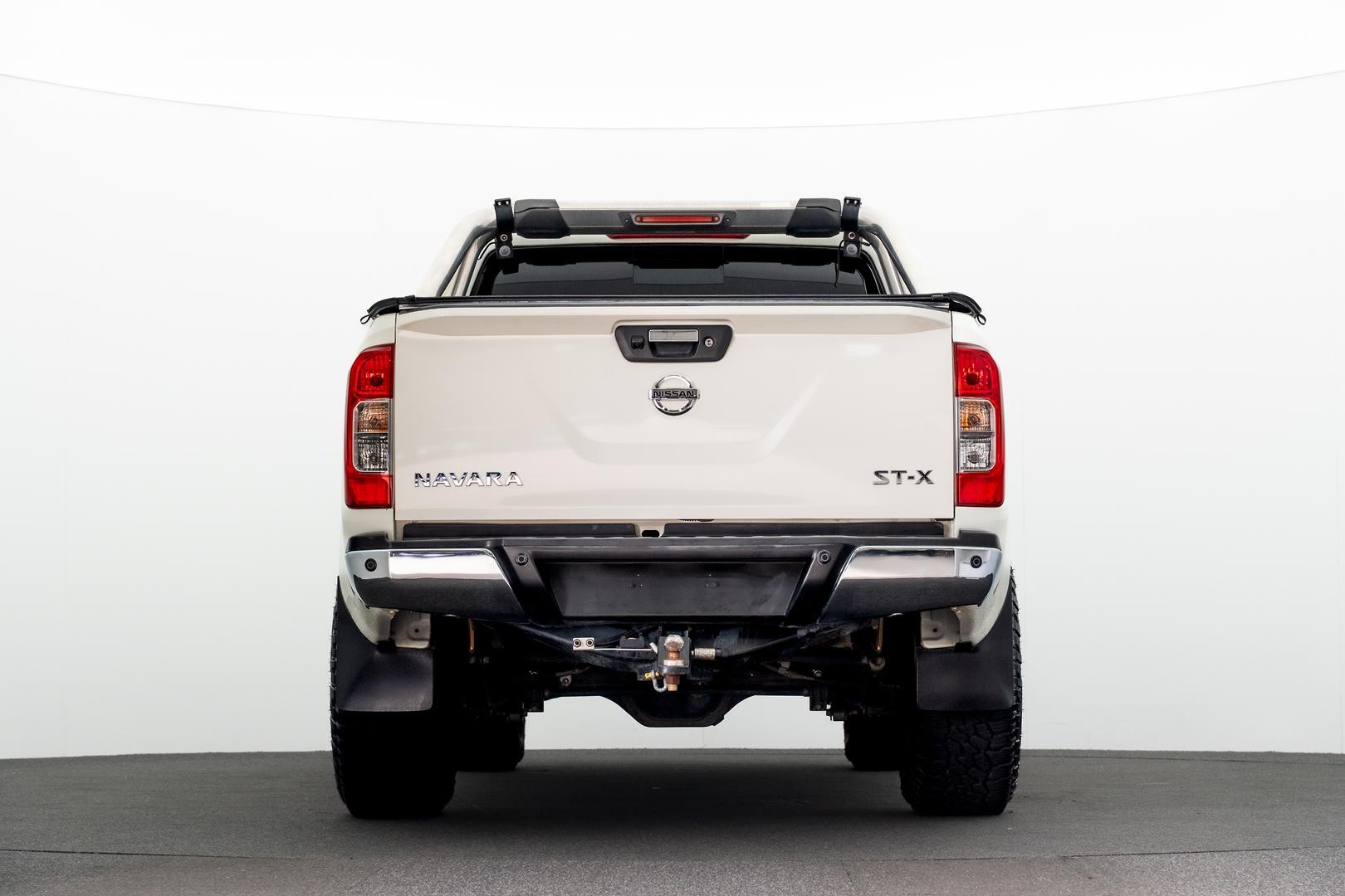 Nissan Navara image 3