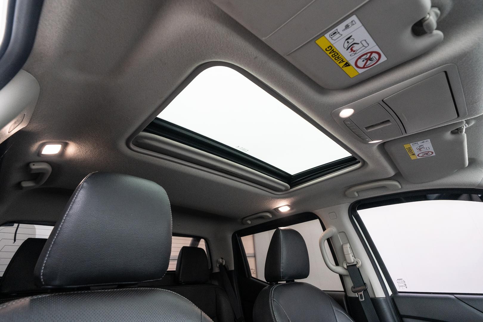 Nissan Navara image 4