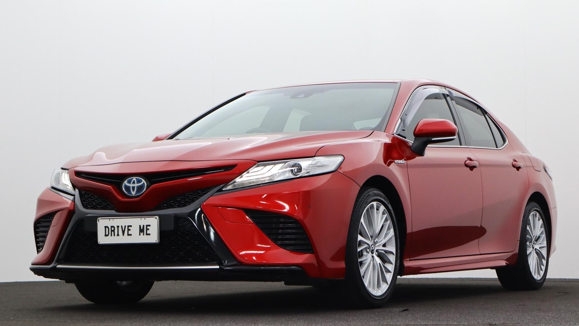 Toyota Camry image 1