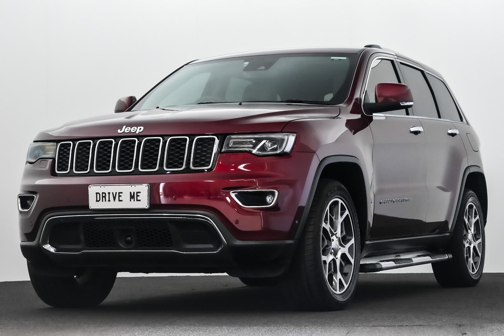 Jeep Grand Cherokee image 1