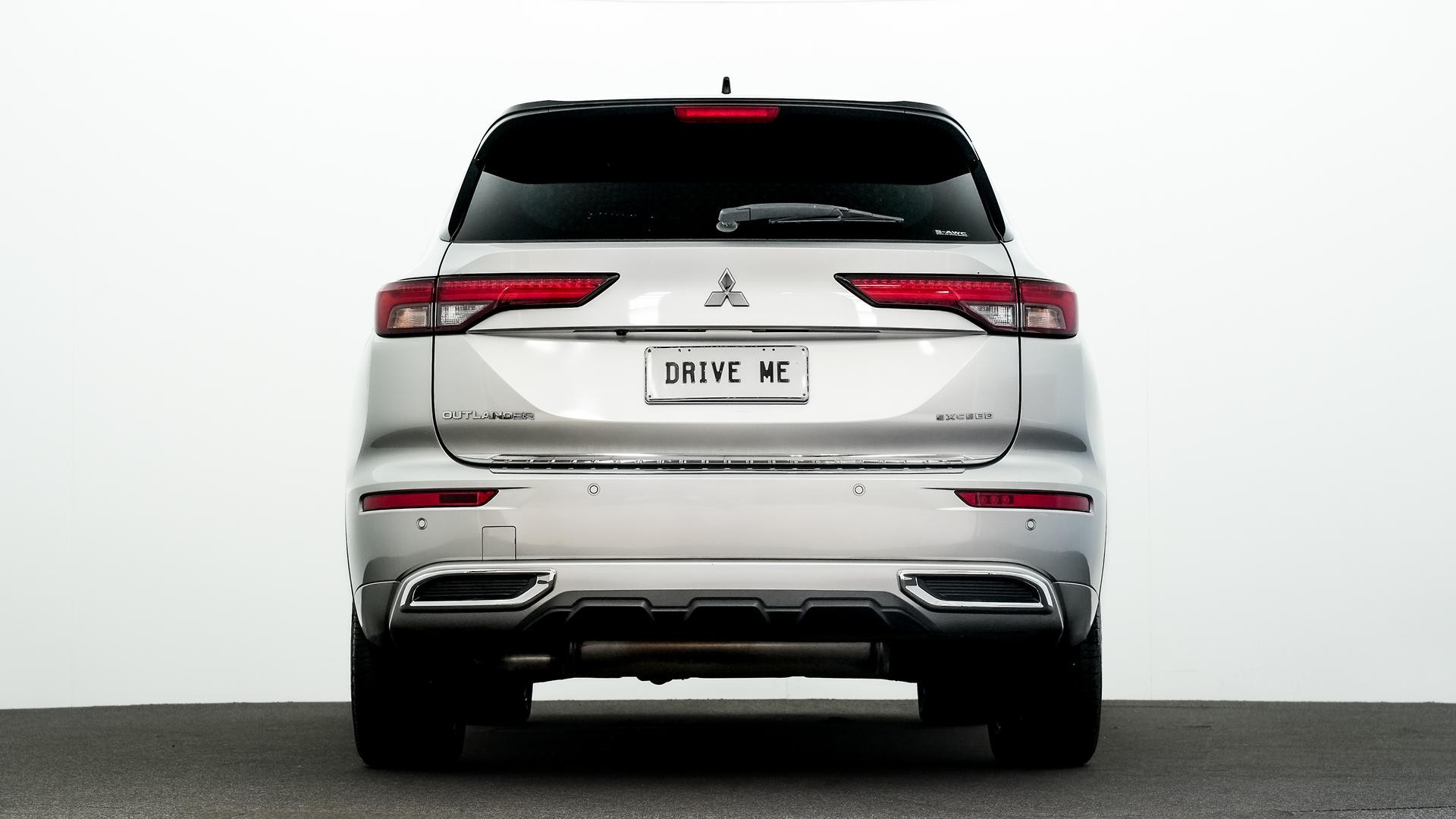 Mitsubishi Outlander image 3