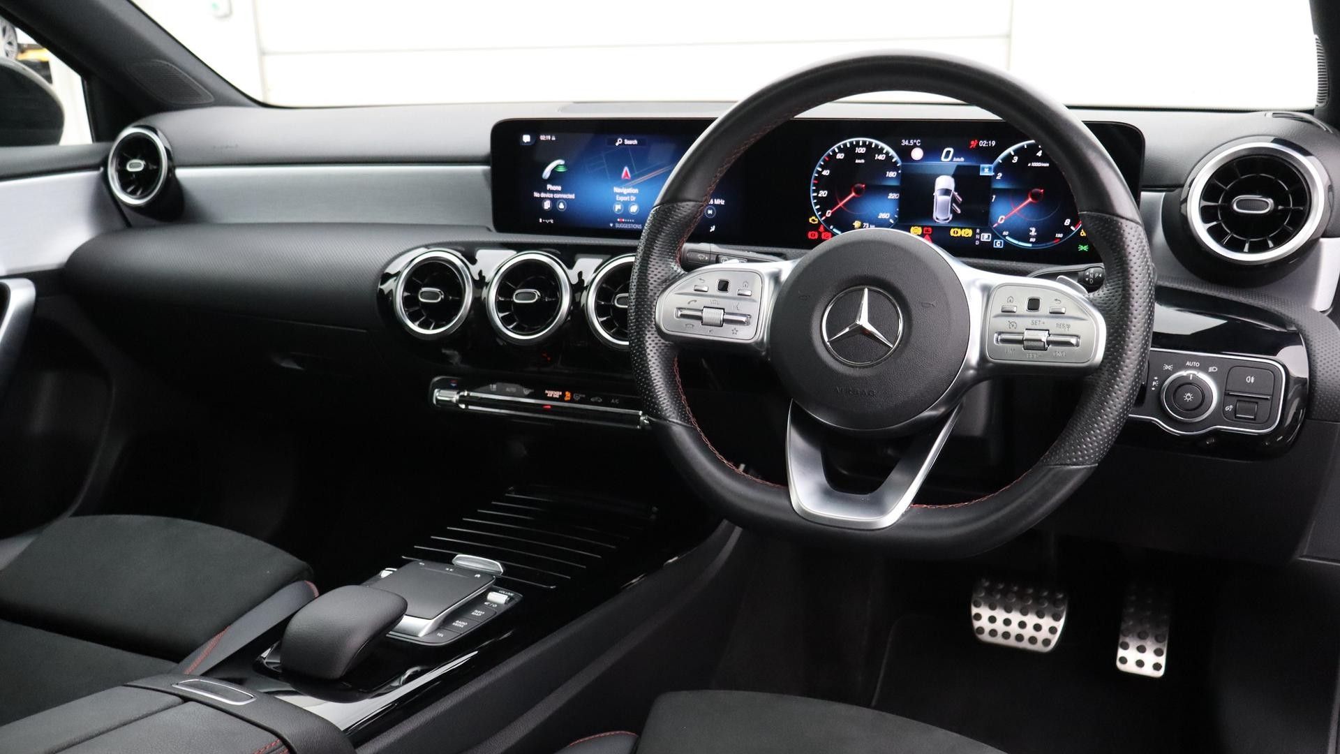 Mercedes Benz A-class image 4