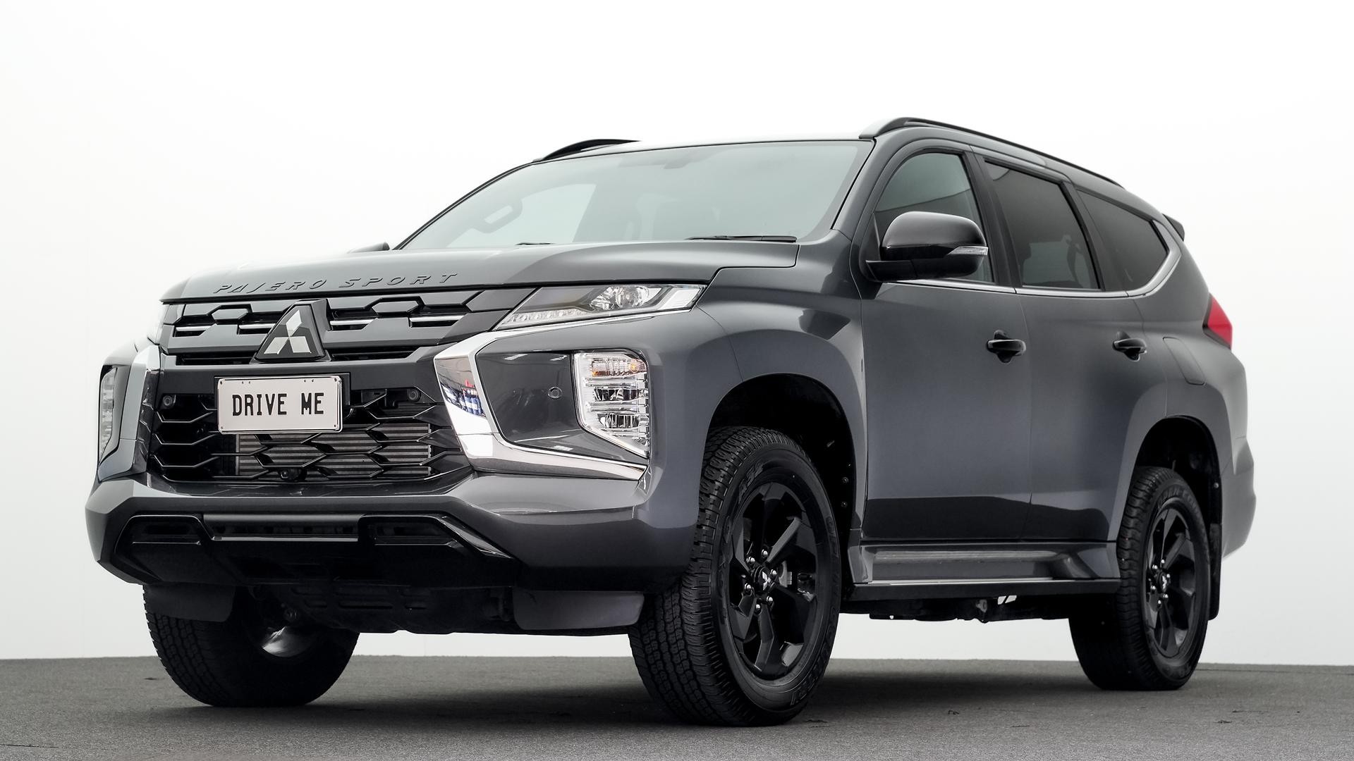 Mitsubishi Pajero Sport image 1