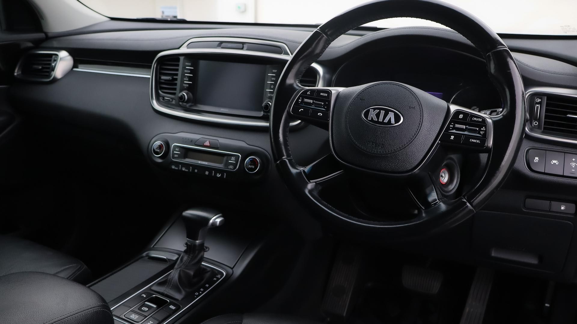 Kia Sorento image 4