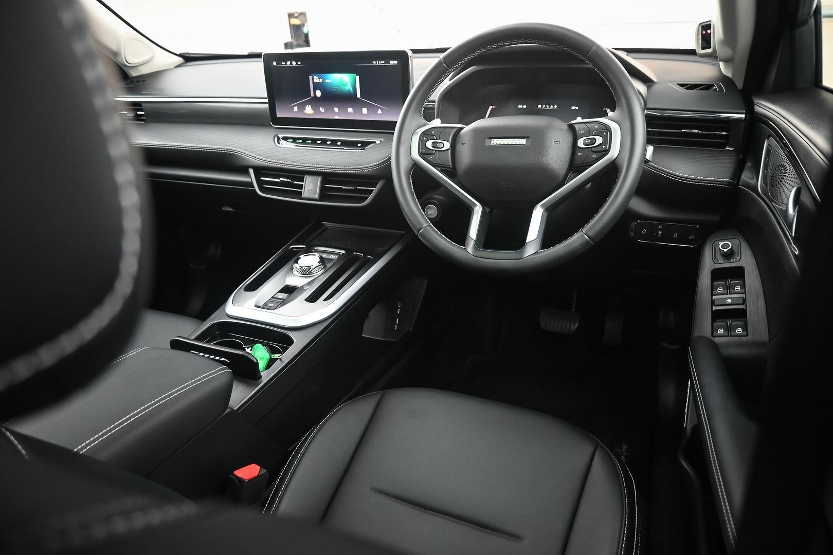 Gwm Haval Jolion image 4