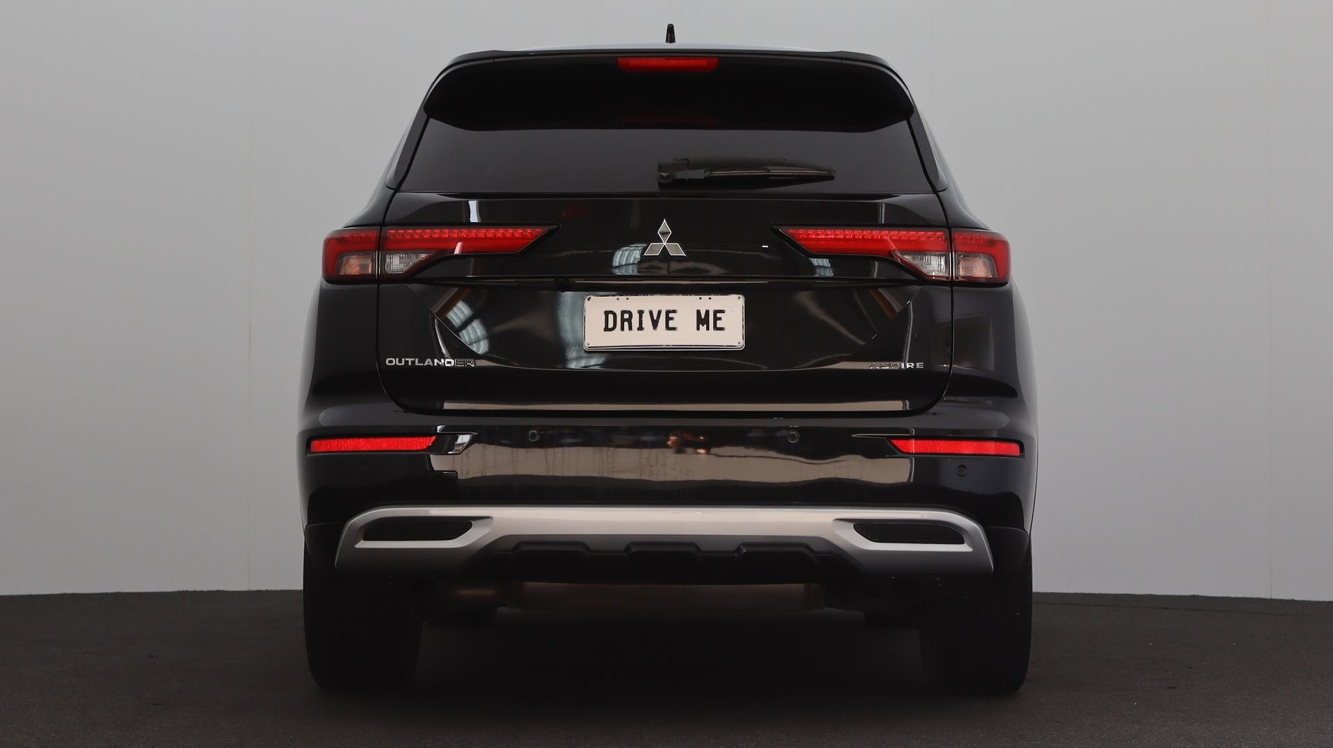 Mitsubishi Outlander image 3