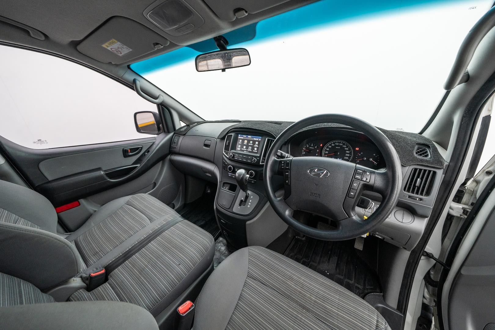 Hyundai Iload image 4