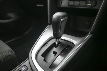 https://dvg-vehicle-assets.s3.amazonaws.com/U19354/4sxy41s9qhyxdco8efzxxgsxd.jpg