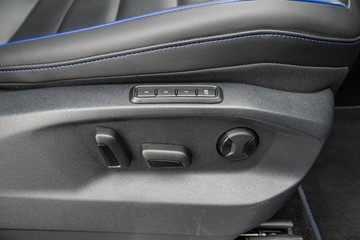 https://dvg-vehicle-assets.s3.amazonaws.com/U19363/4epkoglvma6grw2pxmfkz61q9.jpg