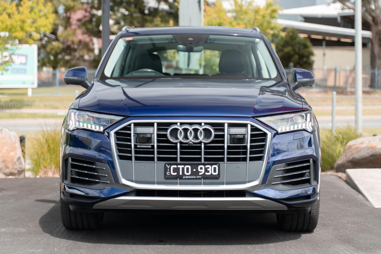 Audi Q7 image 2
