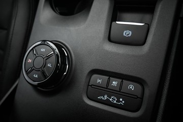 https://dvg-vehicle-assets.s3.amazonaws.com/U19387/4g8l6p9xpytt202s7tbdx2qdd.jpg