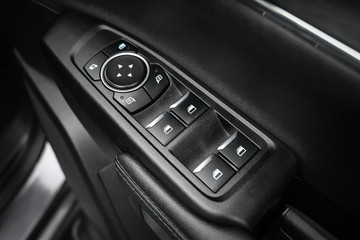 https://dvg-vehicle-assets.s3.amazonaws.com/U19387/54djdxm3bcykiu9bzq95cdf1b.jpg
