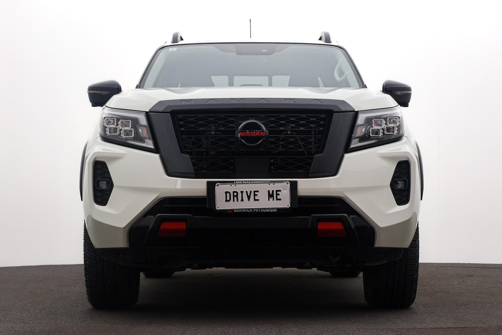 Nissan Navara image 2