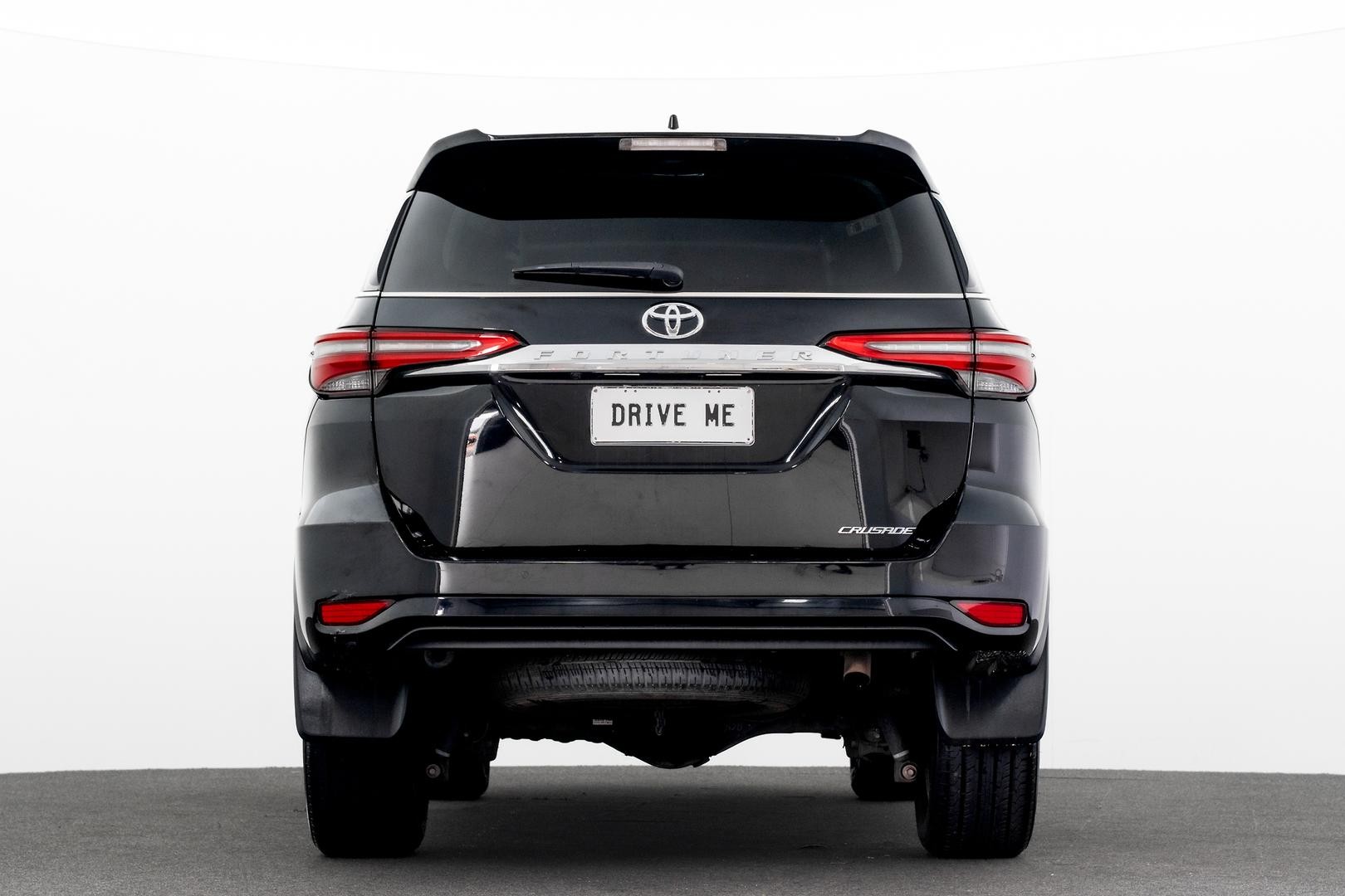 Toyota Fortuner image 3