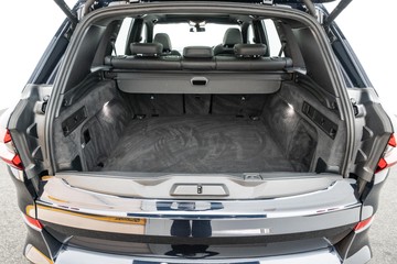 https://dvg-vehicle-assets.s3.amazonaws.com/U19398/1einag8cm45cut5qlnaycrl9b.jpg
