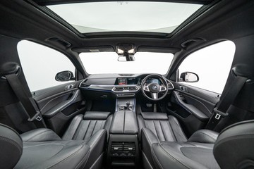 https://dvg-vehicle-assets.s3.amazonaws.com/U19398/8e346tewni62j8mrbrgvh43ye.jpg