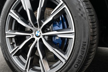 https://dvg-vehicle-assets.s3.amazonaws.com/U19398/e8gwwvm7gpqcdq6q7fvoy1b7z.jpg