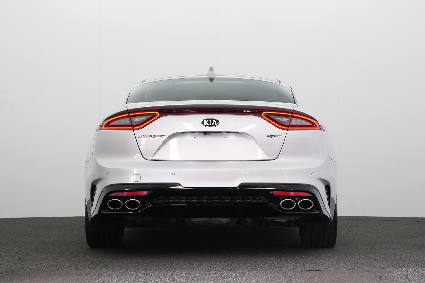 Kia Stinger image 3