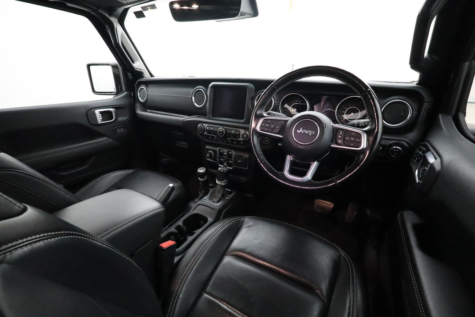 Jeep Gladiator image 4