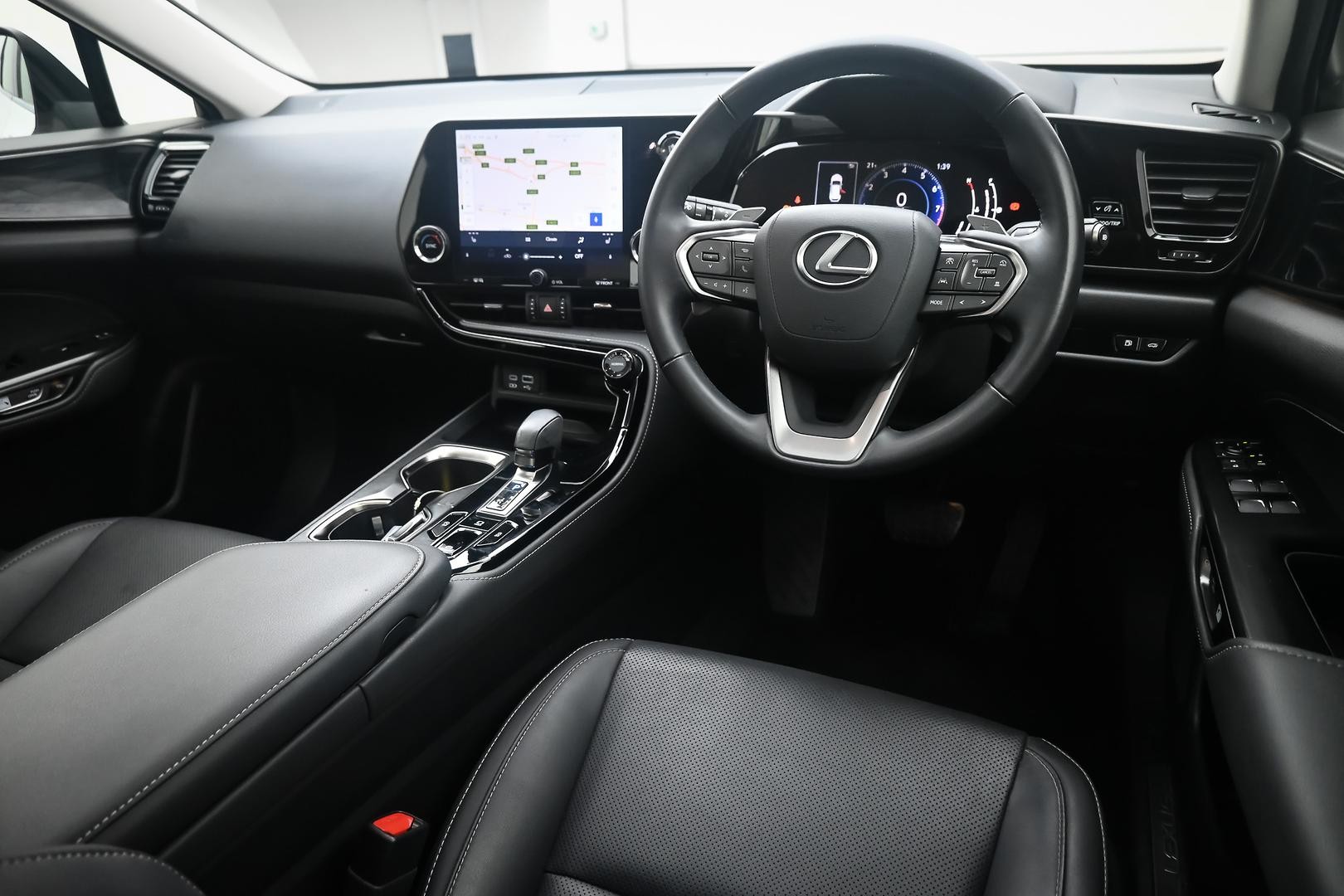Lexus Nx image 4