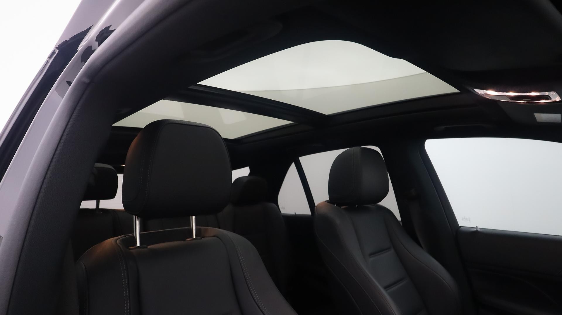 Mercedes Benz Gle-class image 4